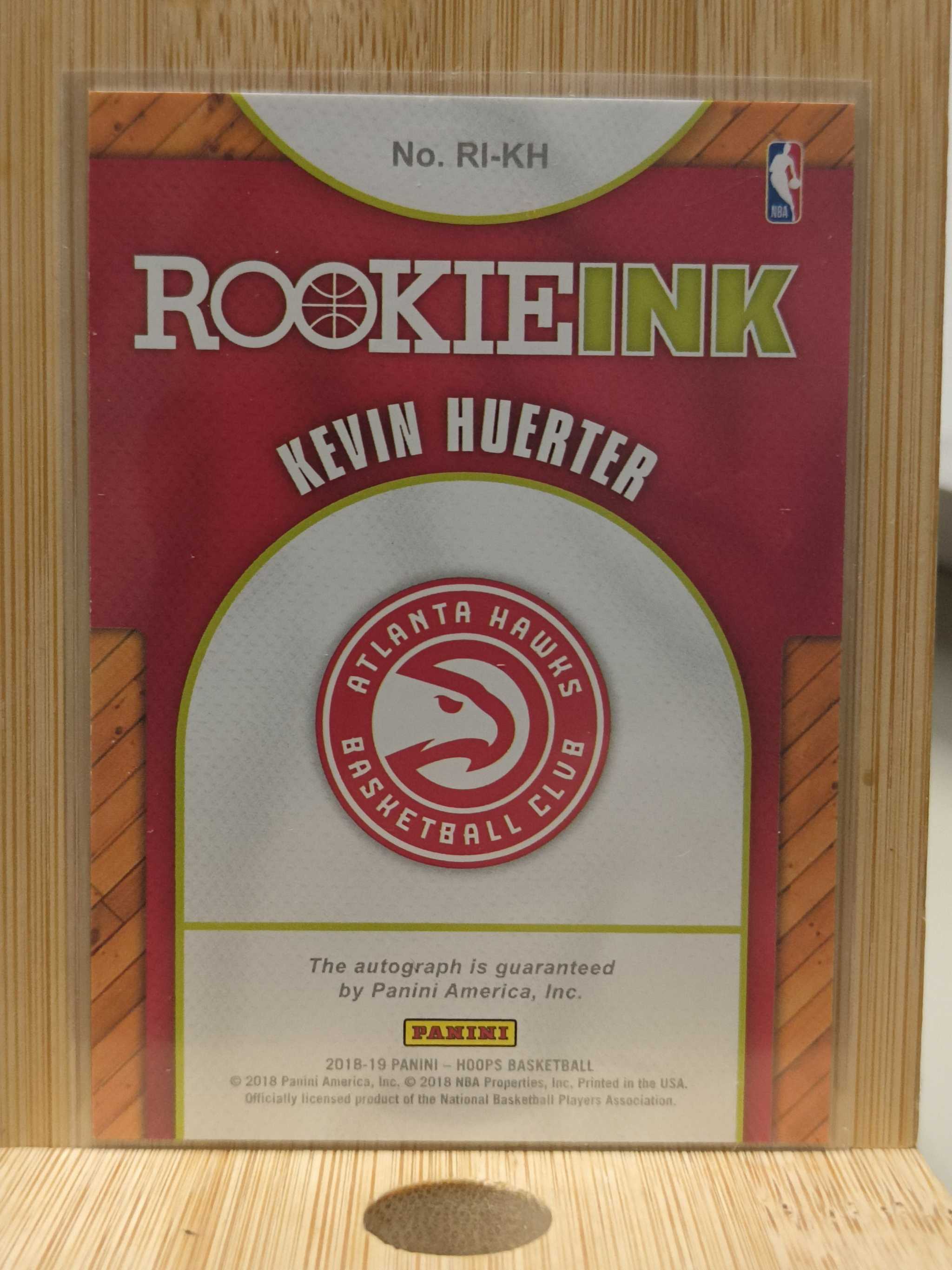 2018-19 Hoops #RI-KH Kevin Huerter Rookie Ink Auto