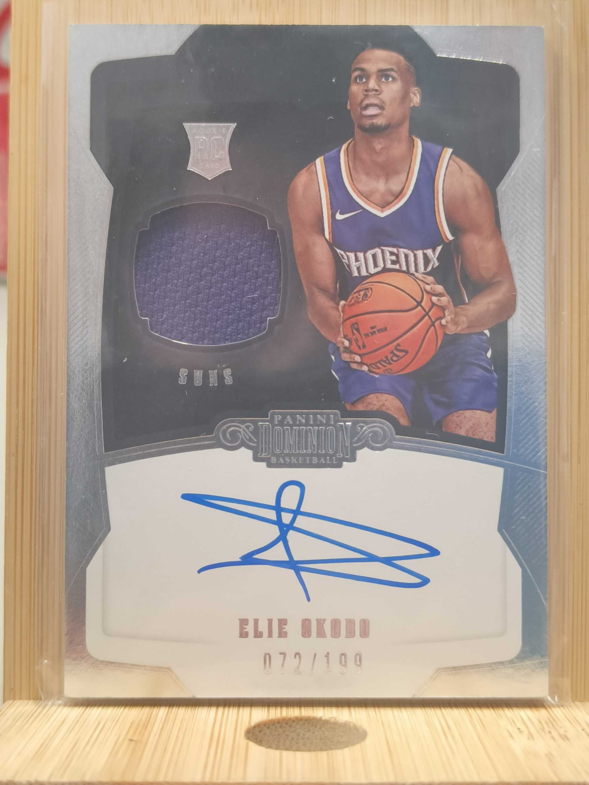 2018-19 Panini Dominion Rookie Jersey Auto /199 Elie Okobo #141 RC