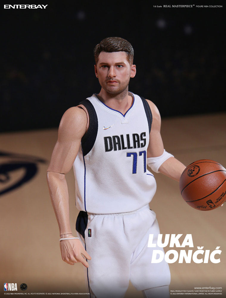 Figura Enterbay NBA Collection Figura Real Masterpiece 1/6 Luka Doncic 30 cm